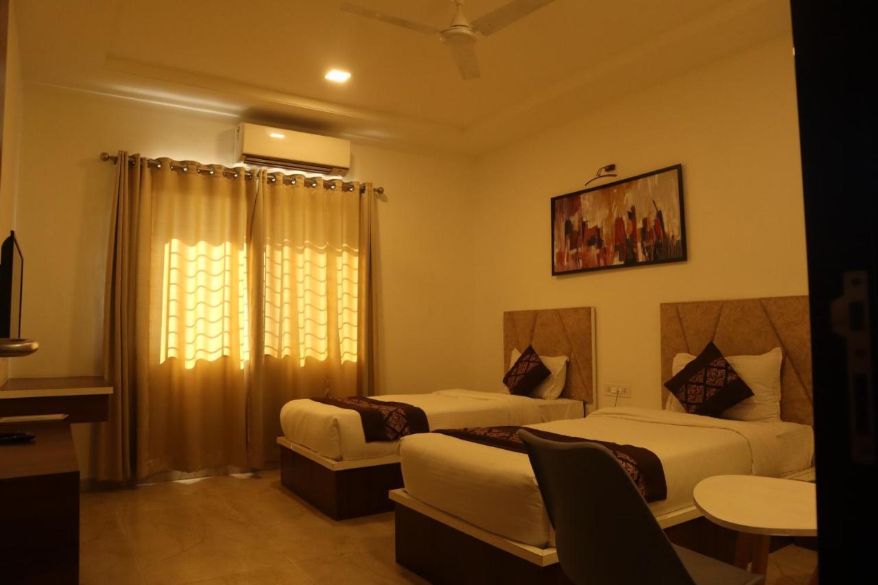 Hotel Grand Ecotel, Aurangabad Exterior foto